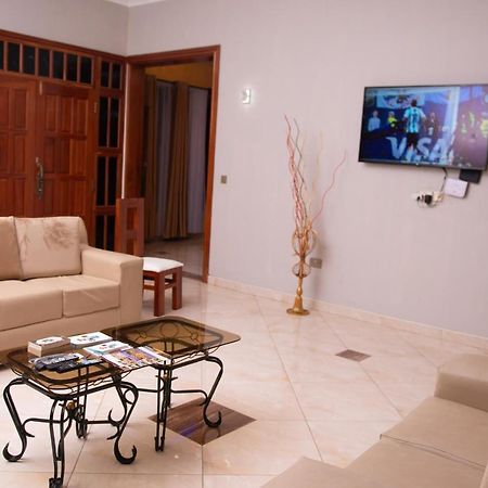 Bed and Breakfast Arusha Royal Экстерьер фото