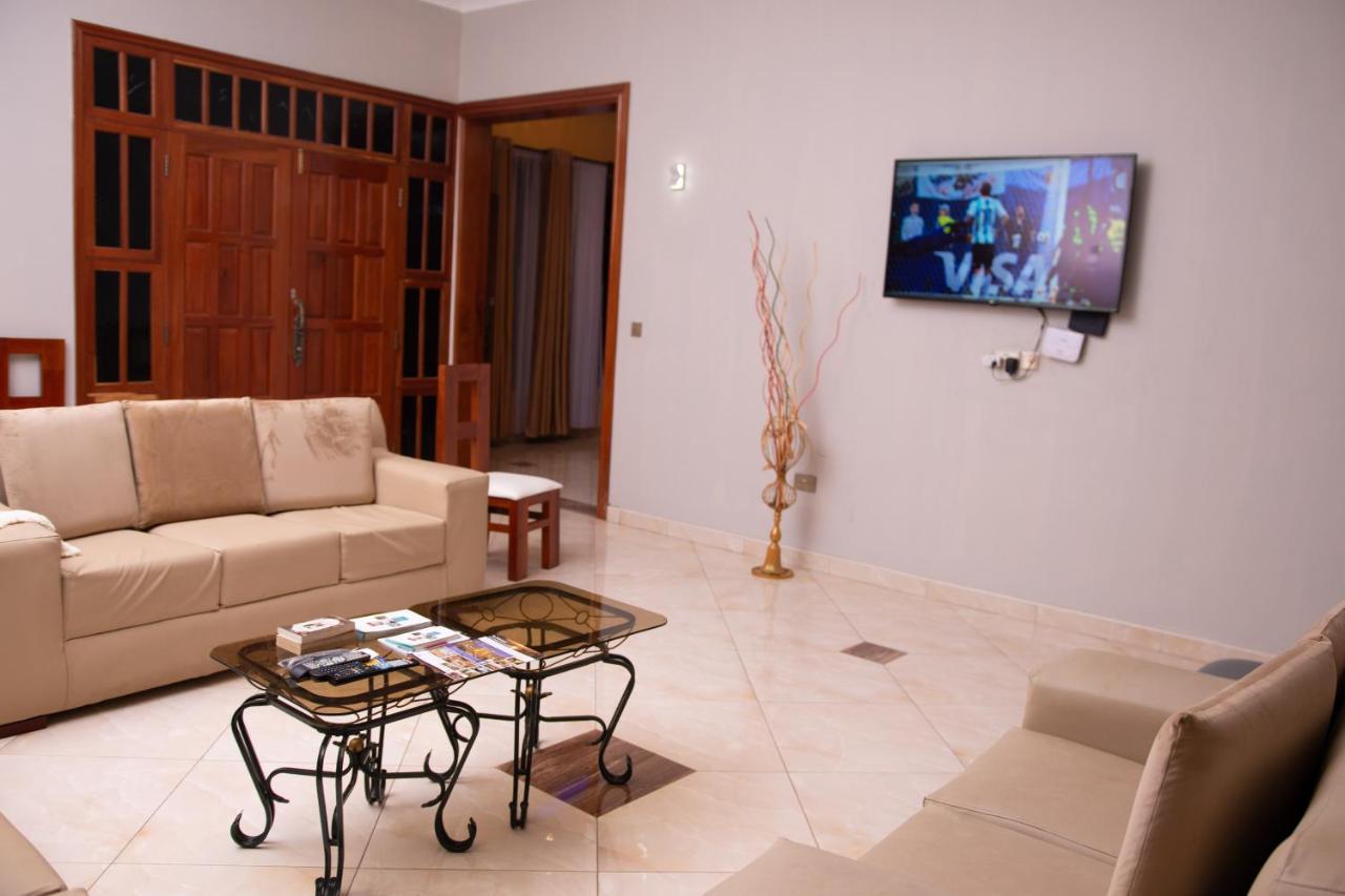 Bed and Breakfast Arusha Royal Экстерьер фото