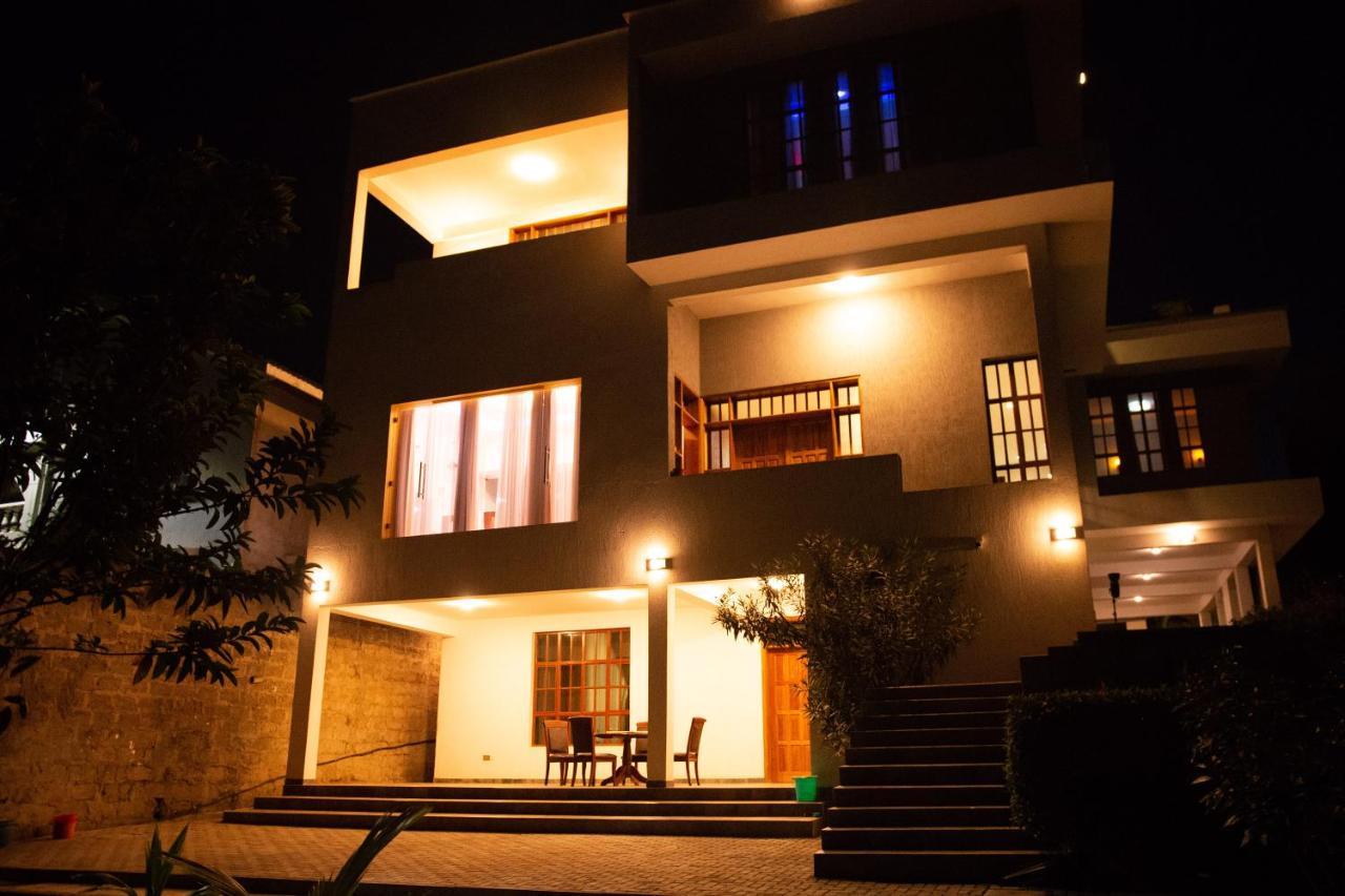 Bed and Breakfast Arusha Royal Экстерьер фото